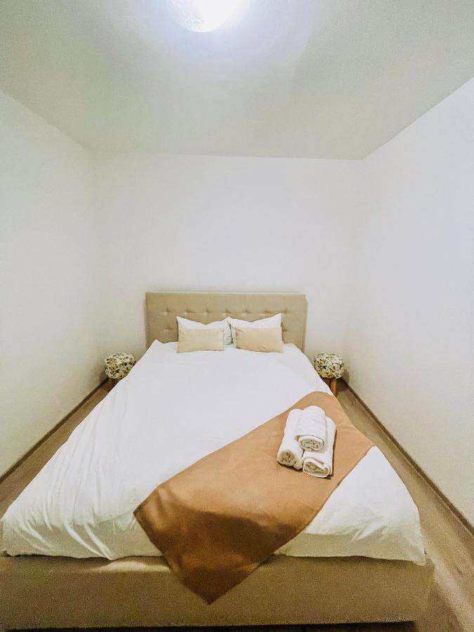 Lovely Apartment In A Quiet Area - Spitalul Judetean L5 Timisoara Esterno foto